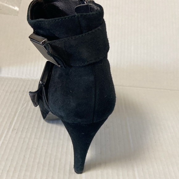 Calvin Klein size 7 black suede booties heels with open toes $100 - Picture 4 of 14